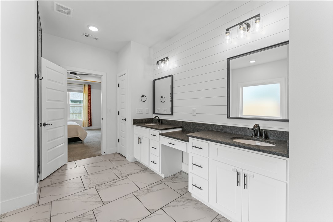Maple Estates Ph Ii Centerton - Residential