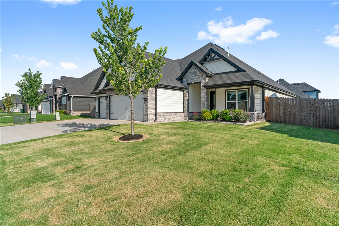 Maple Estates Ph Ii Centerton - Residential