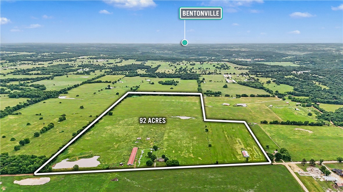 Nestled on the Arkansas/Oklahoma line, this beautiful 92.22-acre family farm offers lush grazing land, multiple pastures, and endless possibilities for farming, ranching, or country living. The property features a solid ranch-style home with plenty of space and comfort, all set against peaceful rural surroundings. With excellent highway access, this well-maintained farm combines convenience with the charm of wide-open spaces, making it an ideal opportunity for livestock operations, a family homestead, or a private rural retreat.