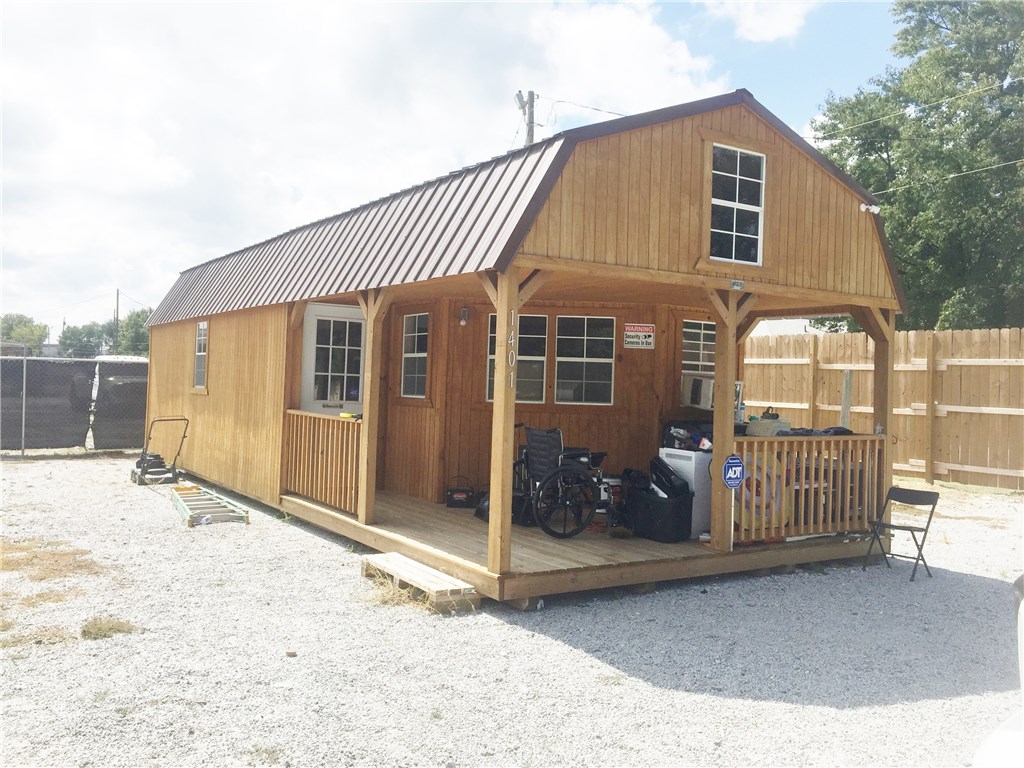 Springdale Outlots - Commercial Sale