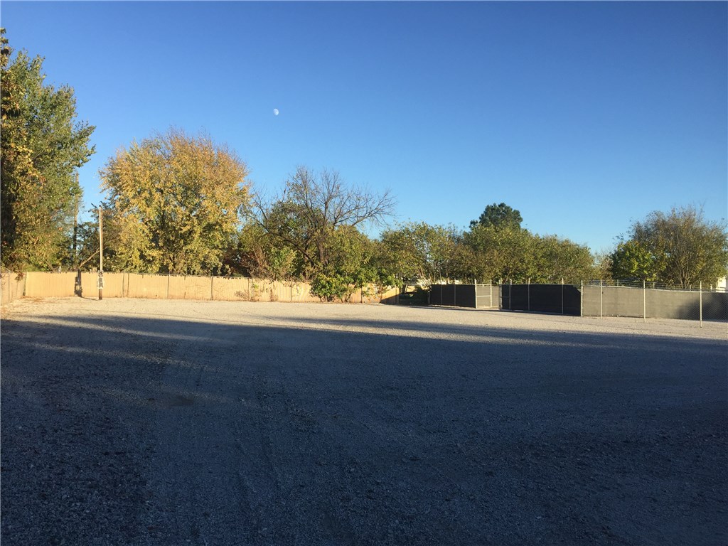 Springdale Outlots - Commercial Sale