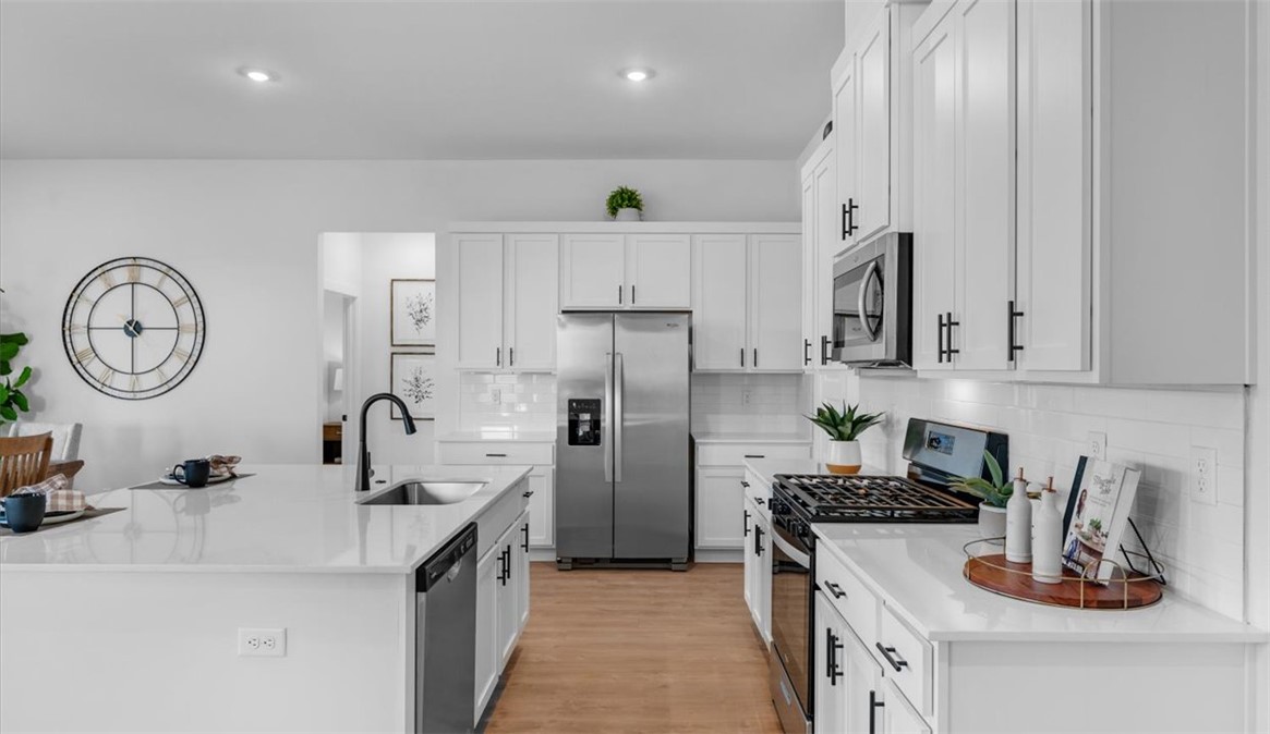 Noah's Landing - Residential