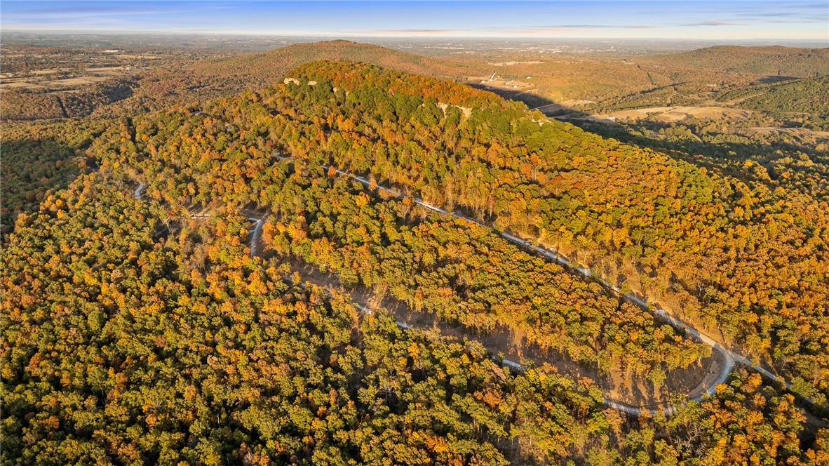 Round Mountain Estates - Land