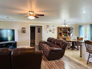 Roy Acres Pottsville - Residential