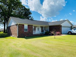 Roy Acres Pottsville - Residential