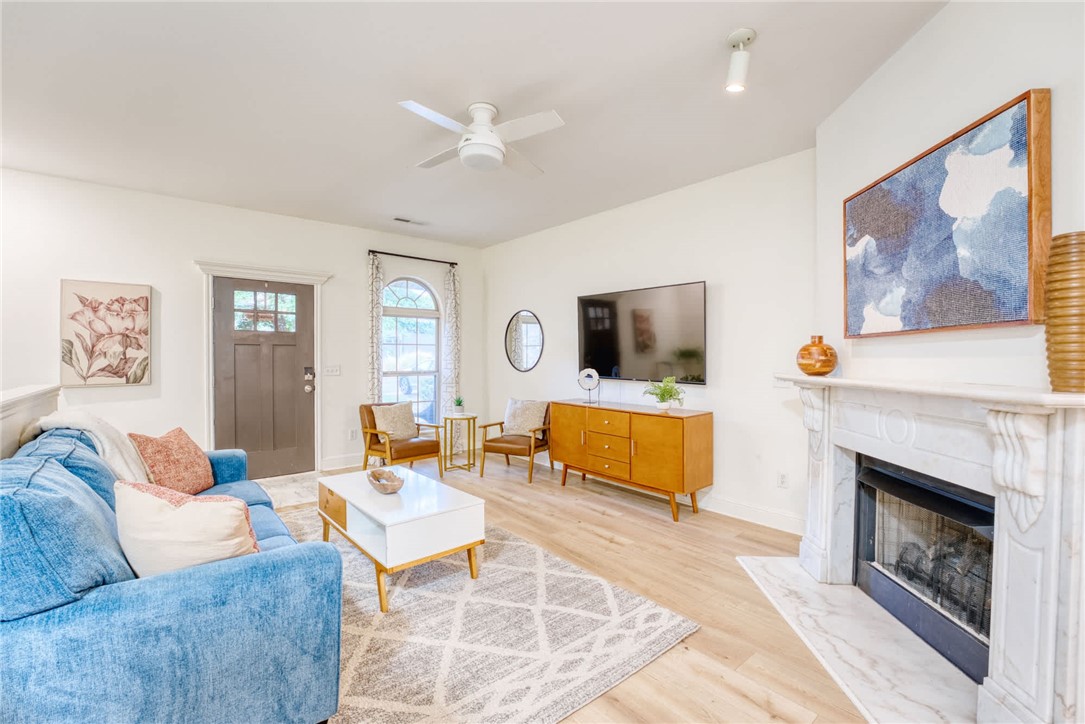 Belle Royal Sub Bentonville - Residential