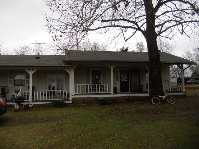 123 acre farm nearly all fenced, aprox. 80-90 acres pasture & meadow, fenced for cows, 3 ponds. 3 bedroom, 2 bath older home with lots of charm. Part of home is nearly 100 yrs. old, added on in late 70's-80's. Joins Little Mulberry River at back of property. New heat pump & air.