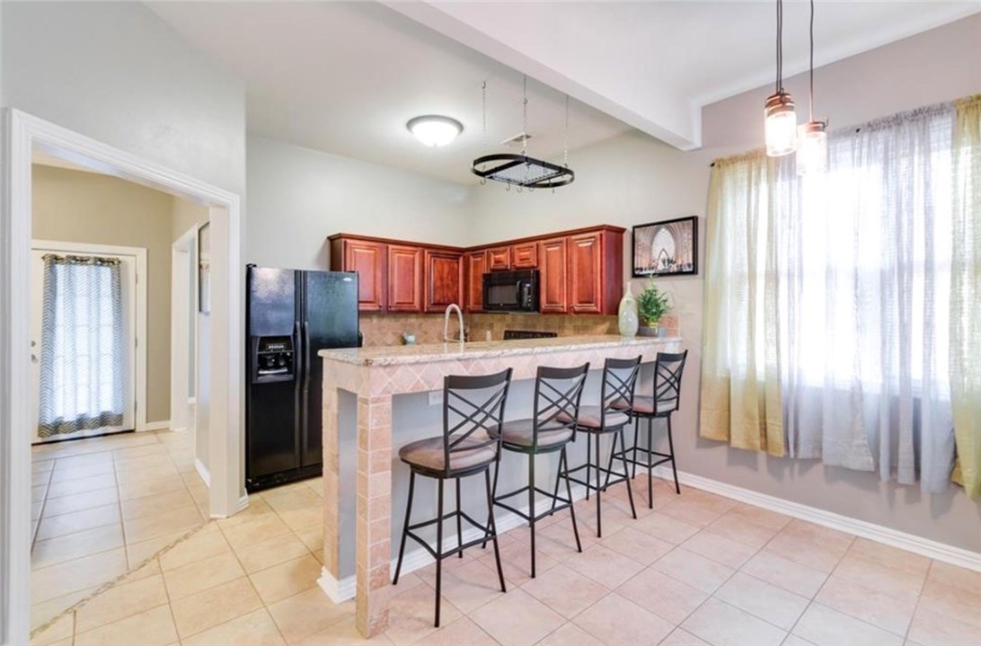 Salem Village PUD - Residential Lease