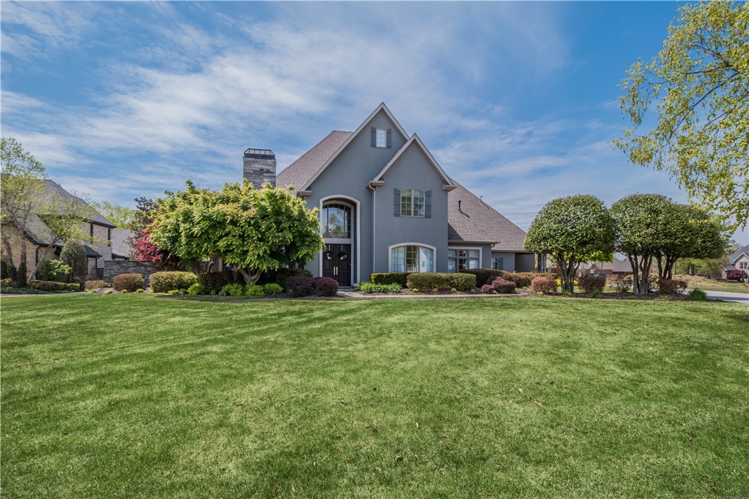 This exemplary Pinnacle estate defines style and elegance. Set on a private 0.56 acre lot with an enviable, west facing backyard featuring a serene gunite pool with spillover spa, 760 sq. ft. fully equipped pool house featuring a bedroom suite, summer kitchen, fireplace, pool bathroom with outdoor natural shower, expansive covered veranda and spacious yard. This impeccable designer home features 4 bedrooms and 3.5 baths spanning 4,542 sq. ft. of living space. The main residence comprises a 2-story entrance hall, private study, multiple entertaining spaces, wet bar, gourmet kitchen, home theater and exquisite master retreat. The interior offers custom details, designer lighting, vaulted ceilings, quartzite countertops, hardwood flooring and built-ins throughout. This is truly an oasis perfect for entertaining and/or relaxing.