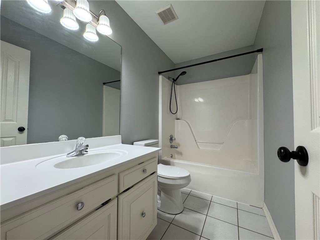 Briarwood Ph II - Residential Lease