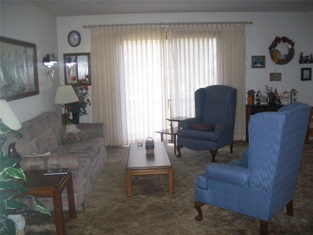 Melanie Courts Bvv - Residential