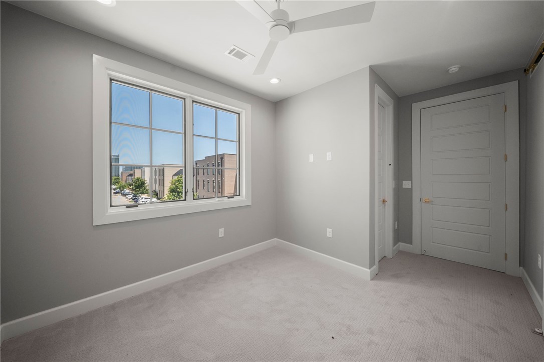 Pinnacle Heights - Rogers - Residential