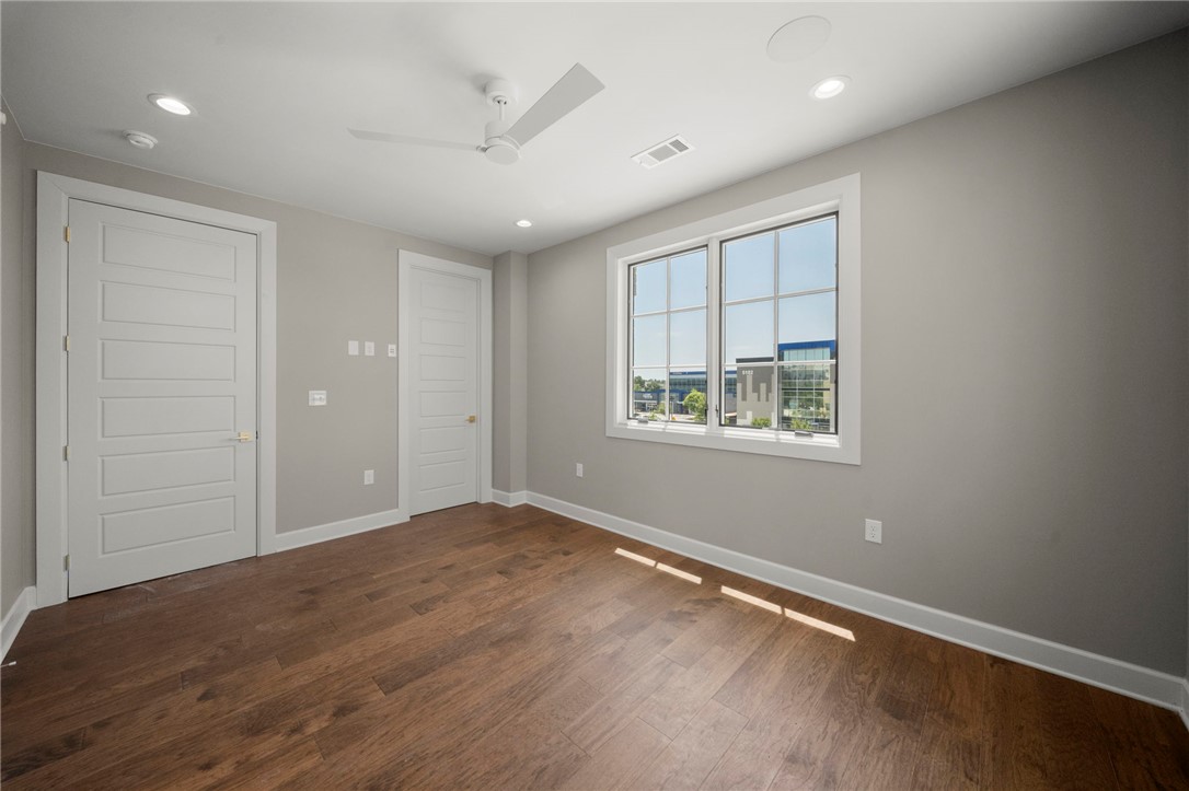 Pinnacle Heights - Rogers - Residential