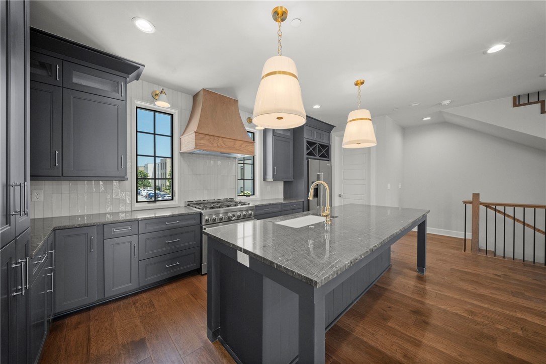 Pinnacle Heights - Rogers - Residential
