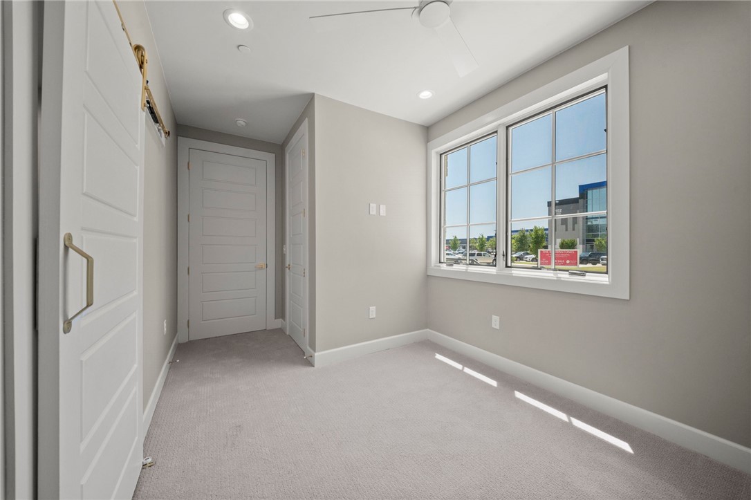 Pinnacle Heights - Rogers - Residential