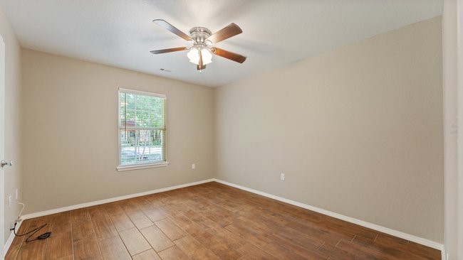 Hayes Sub In Hayes First Add - Residential Lease