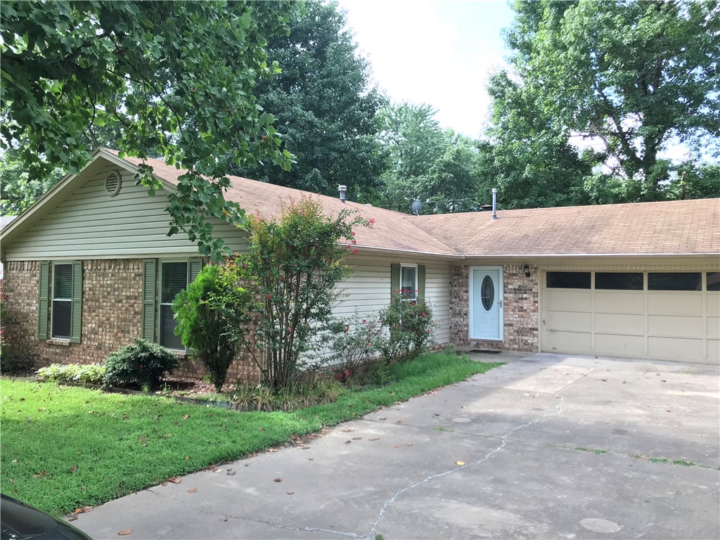 Rolling Meadows Ph I - Residential Lease