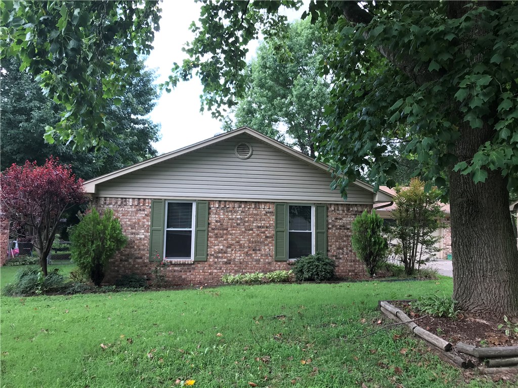 Rolling Meadows Ph I - Residential Lease