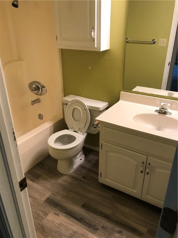 Rolling Meadows Ph I - Residential Lease
