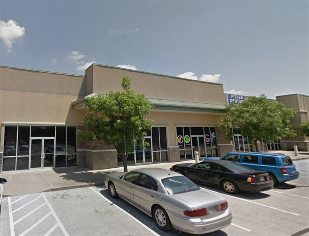 Excellent lease opportunity in a high-visibility strip center located along MLK Jr Blvd in Fayetteville. This versatile commercial space offers convenient access, ample parking, and strong daily traffic counts. Location is ideal for retail, office, or service industry.