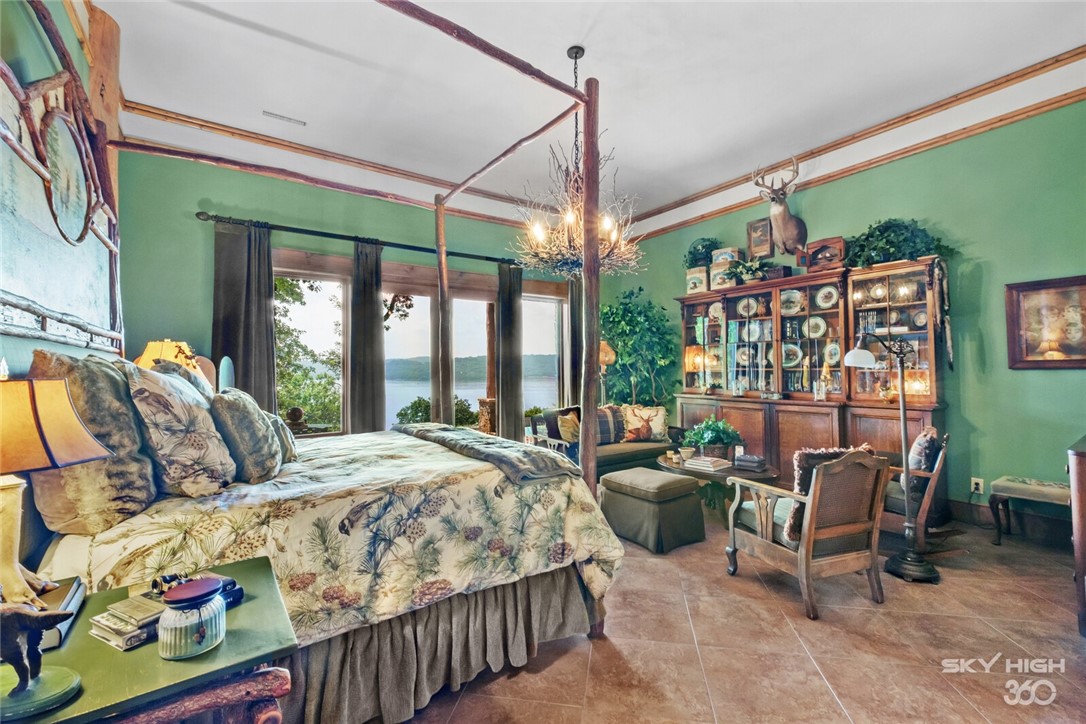 Point Mirage - Residential