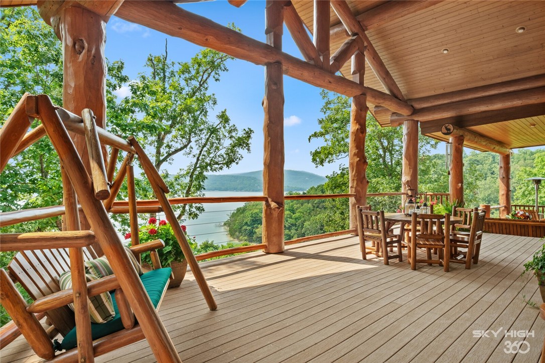 Point Mirage - Residential