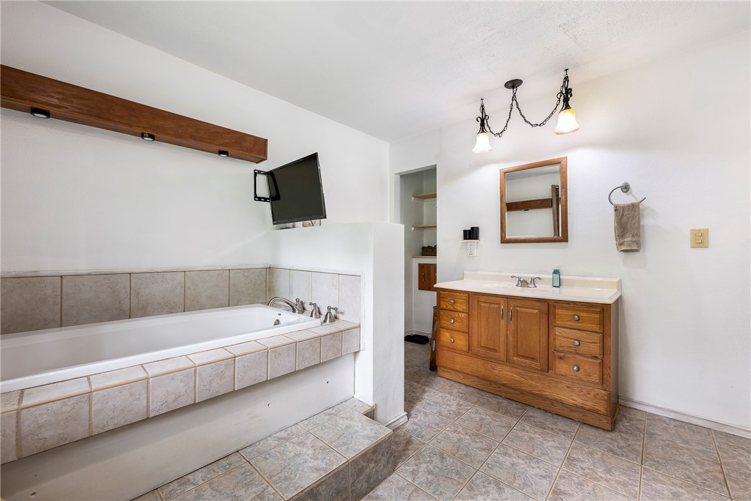 North Brush Creek Hills Unit 1 Rogers - Residential