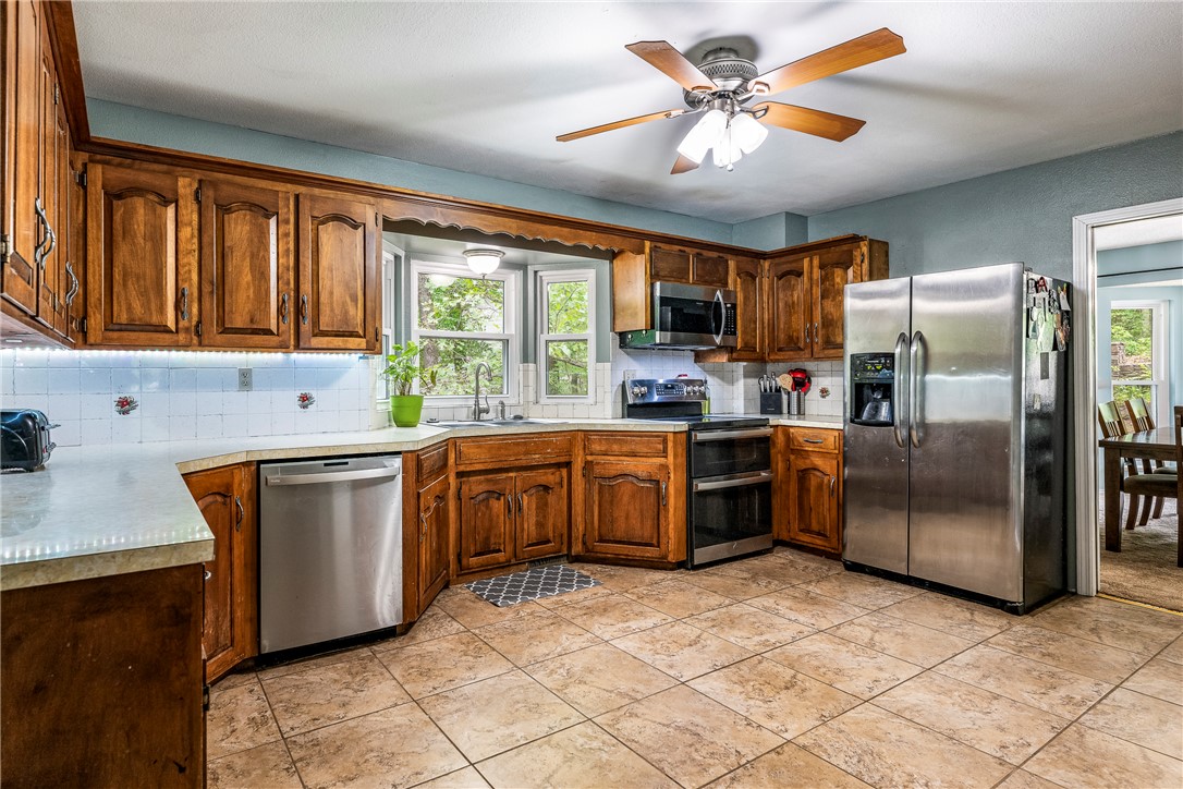 North Brush Creek Hills Unit 1 Rogers - Residential