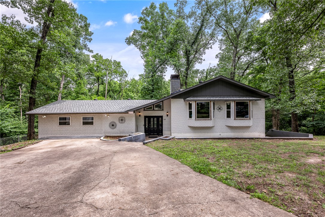 North Brush Creek Hills Unit 1 Rogers - Residential