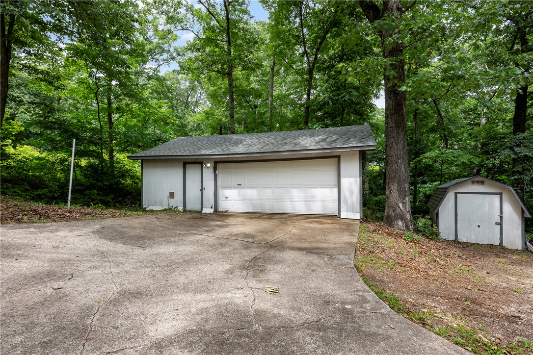 North Brush Creek Hills Unit 1 Rogers - Residential