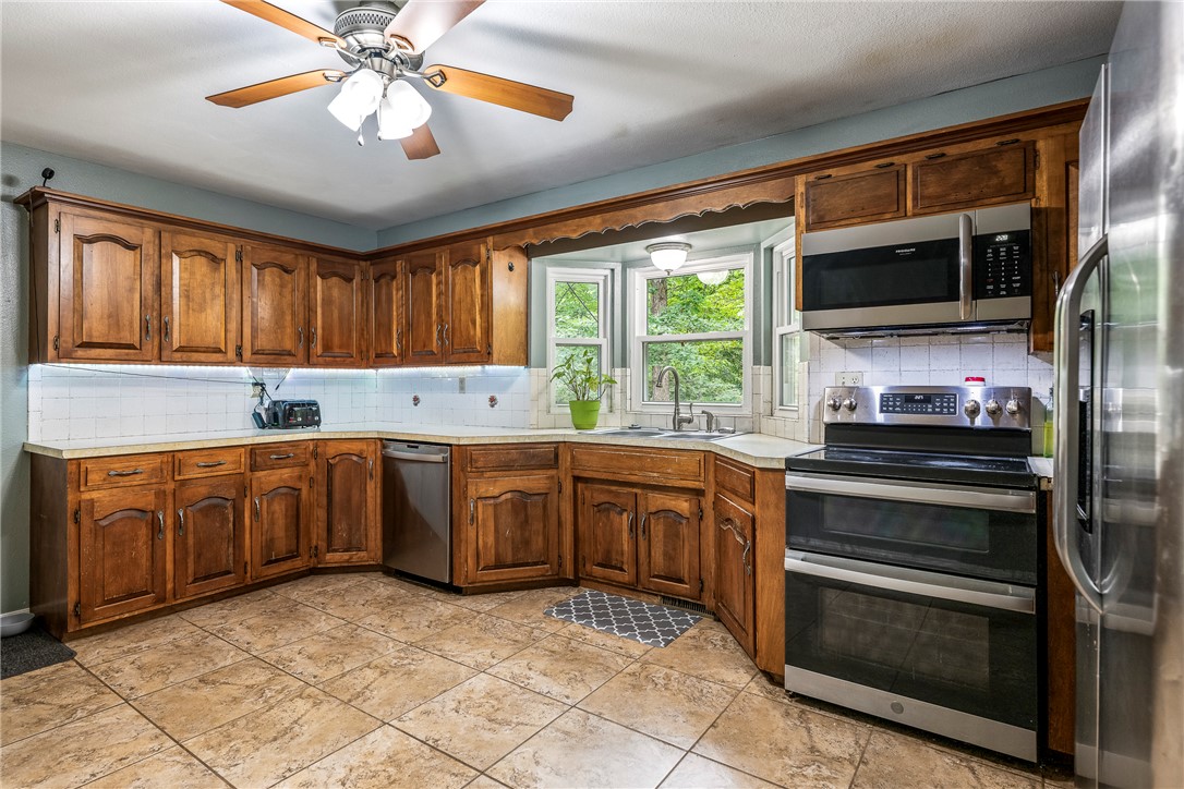 North Brush Creek Hills Unit 1 Rogers - Residential