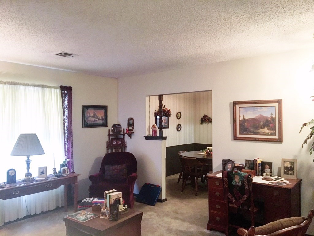 Rolling Hills Sub Siloam Spgs - Residential
