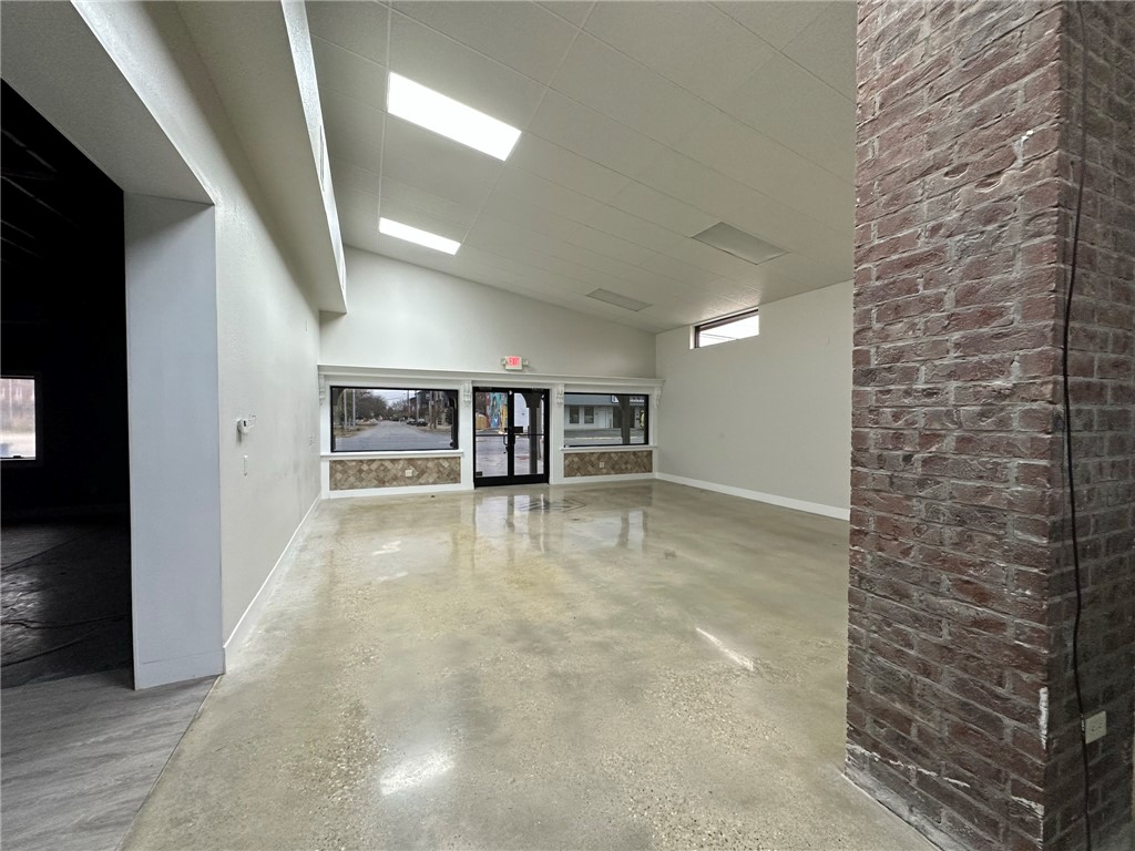 Smartts Add Bentonville - Commercial Lease