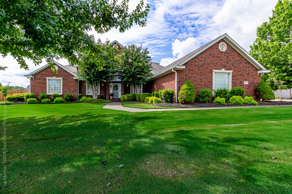 Open Floor Plan! Big Lot (.88 Acres) with large RV pad with electric hook-ups. Park your RV or boat or have a small shop. Perfect yard for a pool. Tons of space to utilize however you need! So much gorgeous living space inside and out! Walk through the front door and you'll immediately feel like you are home. Huge kitchen, hearth room, and large family dining combo. Split floor plan including Jack & Jill bedrooms. Formal dining, den or office. Sunroom overlooking your beautiful land or step outside and sit under your pergola. Beautiful barn style storage building. Tons of storage, walk in pantry and generously sized rooms. Over-sized two car garage with storage closets.