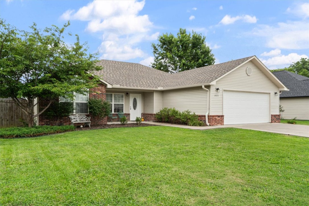 Courtney Courts Siloam Spgs - Residential