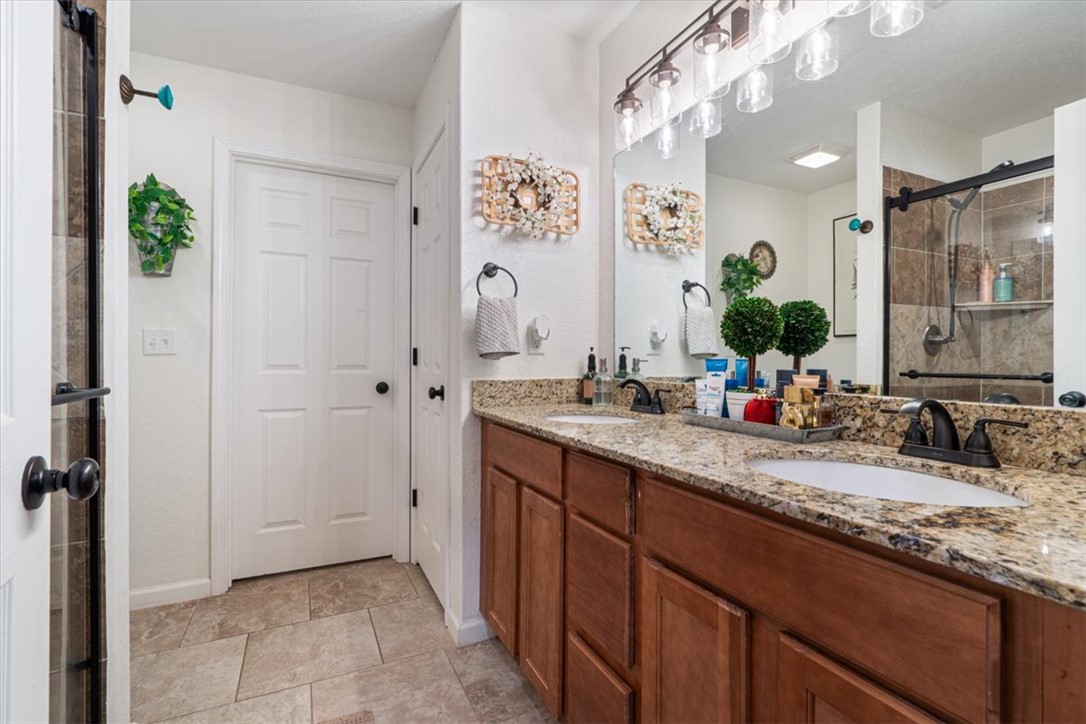 Courtney Courts Siloam Spgs - Residential