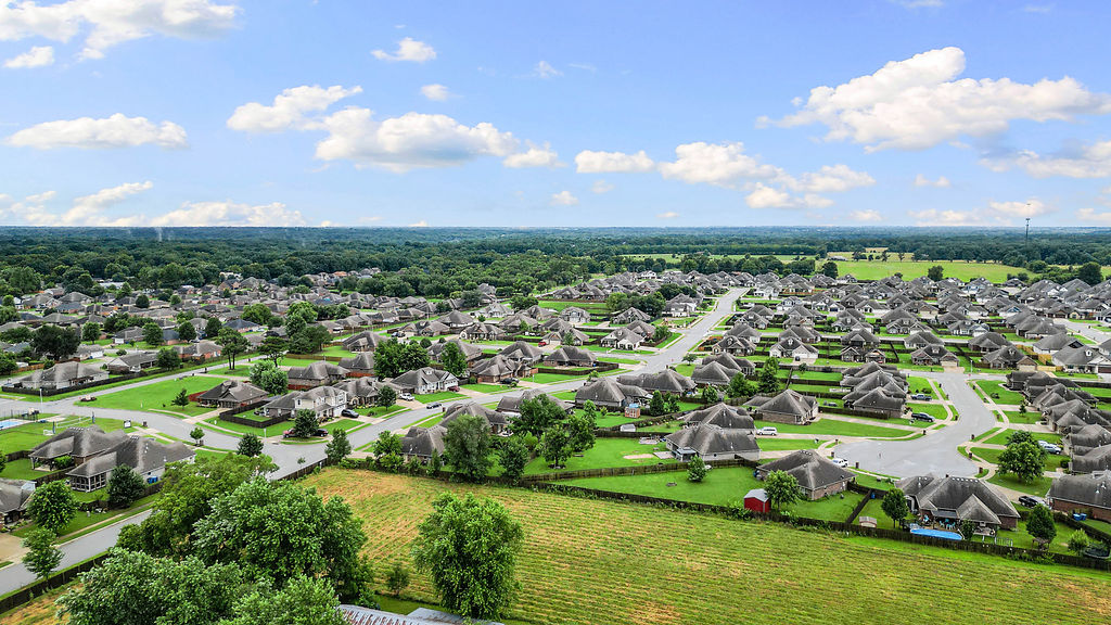 Elkhorn Sub Ph I Pea Ridge - Residential