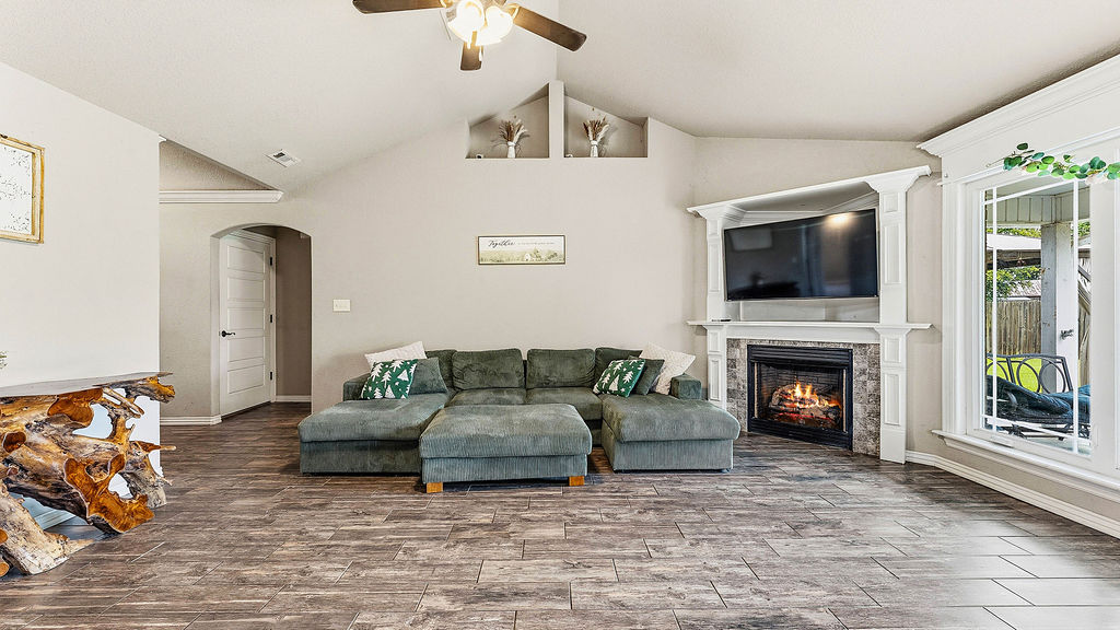 Elkhorn Sub Ph I Pea Ridge - Residential