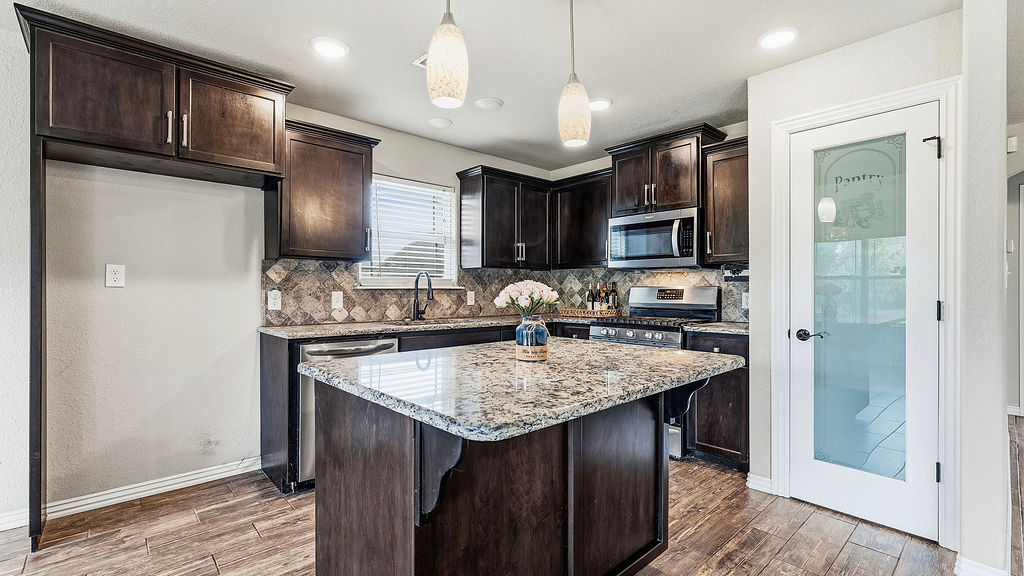Elkhorn Sub Ph I Pea Ridge - Residential