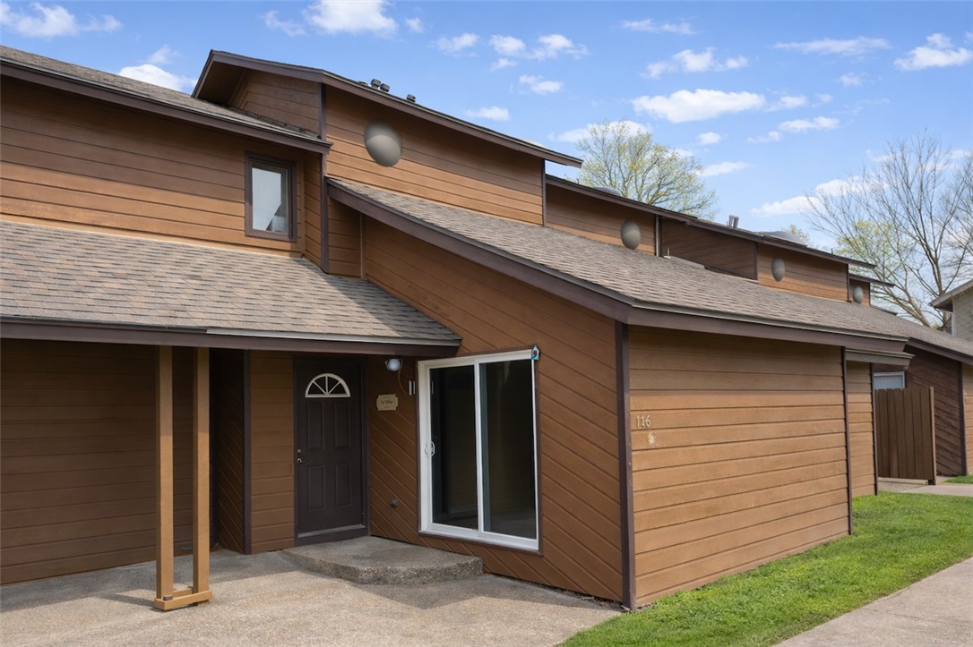 Beautiful condo in Siloam Springs. Great for investment or your primary residence. Schedule an appointment today.