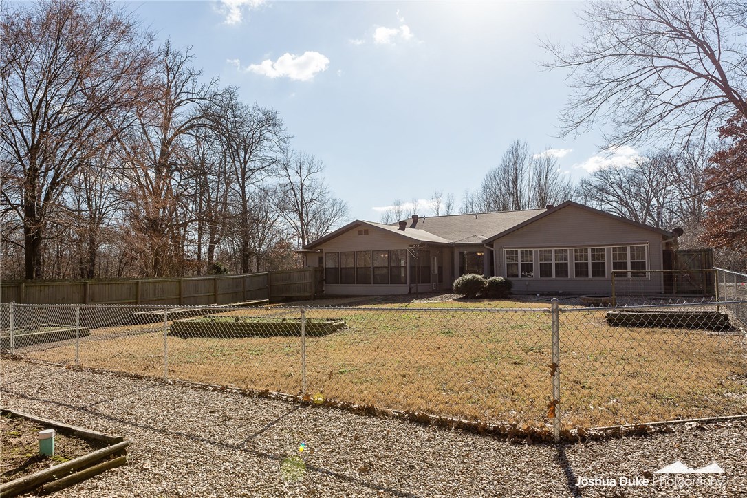 Magrath Sub Bvv - Residential