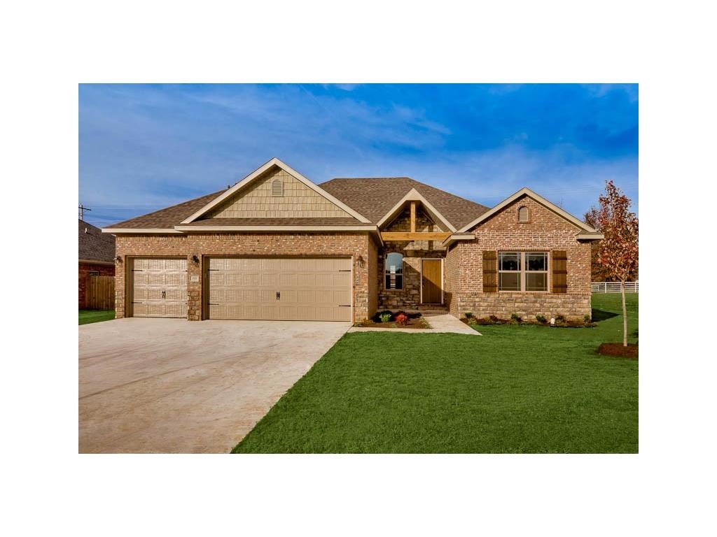 Located just a golf shot away from the Creeks GC this beautiful open plan offers 10' ceilings, 3 cm granite, hardwood in the entry and living room, and large comfortable bedrooms. After a long day you can relax on the covered back patio or hop in your cart and hit the links. Close to all of NWA but in a beautiful country setting with beautiful views. Agent owned.