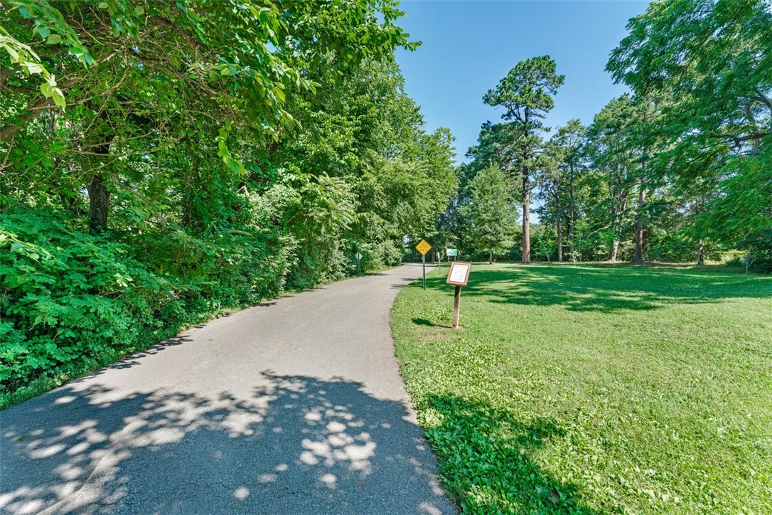 Springdale Outlots SW SW - Residential