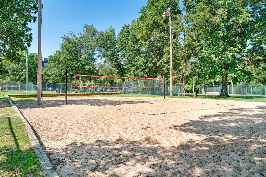 Springdale Outlots SW SW - Residential