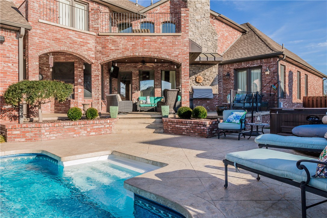 Pinnacle - Residential