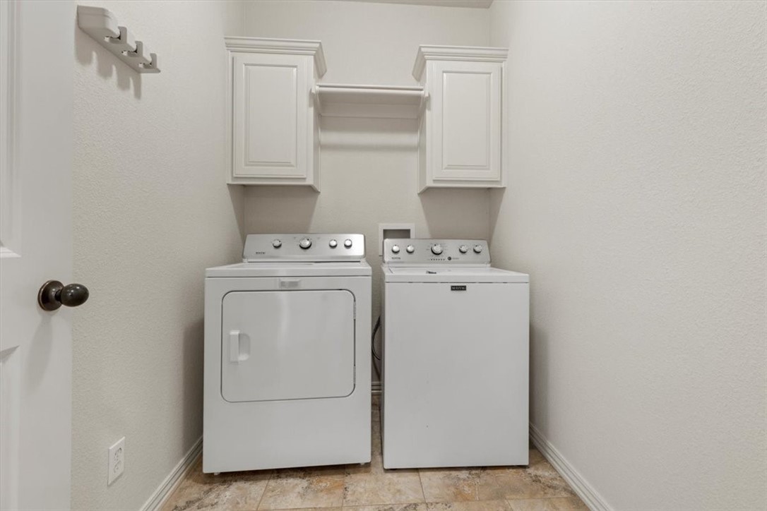 Rolling Hills - Residential Lease