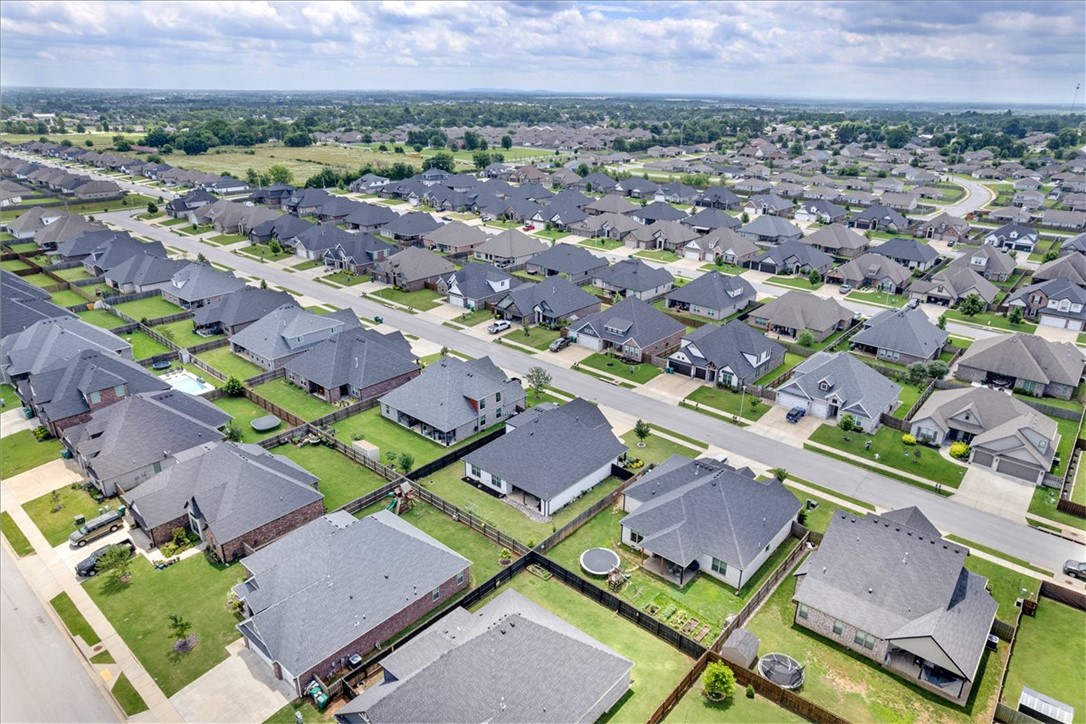 Diamond Estates Ph Iii Centerton - Residential