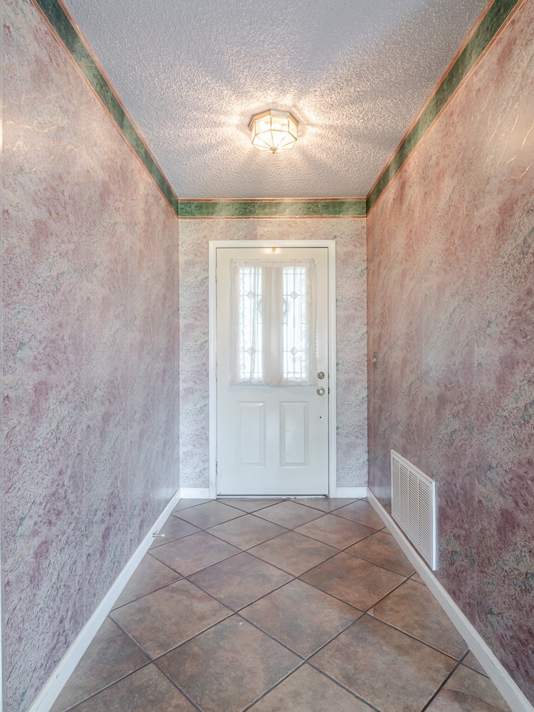 Whispering Timbers Ph 6 Rogers - Residential Lease