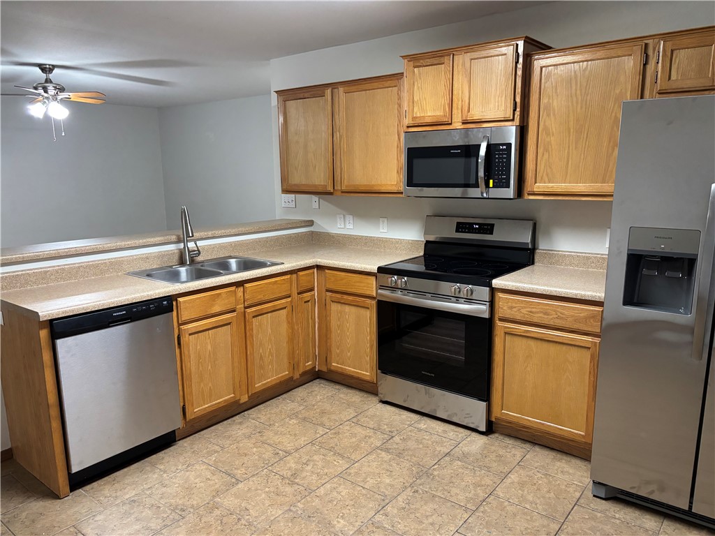 Willow Crossing Ph I Centerton - Residential Lease