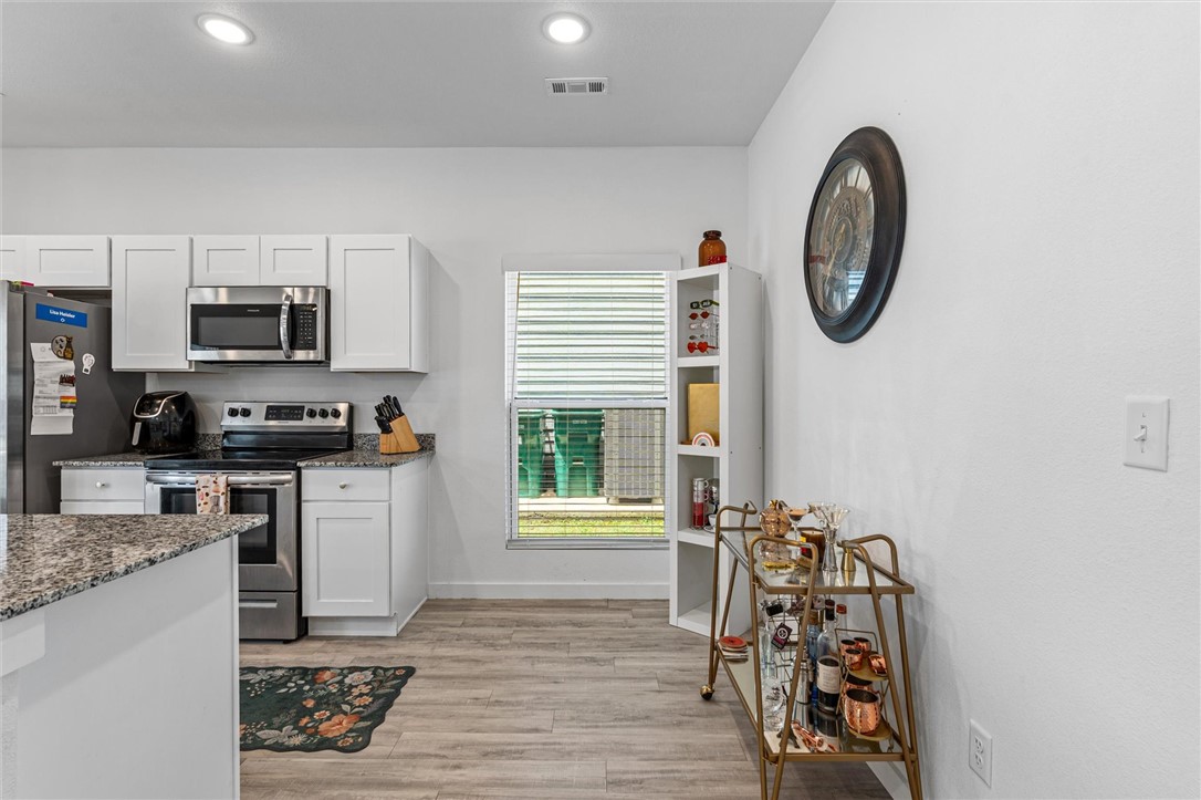 Featherston Village Ph 1 Centerton - Residential